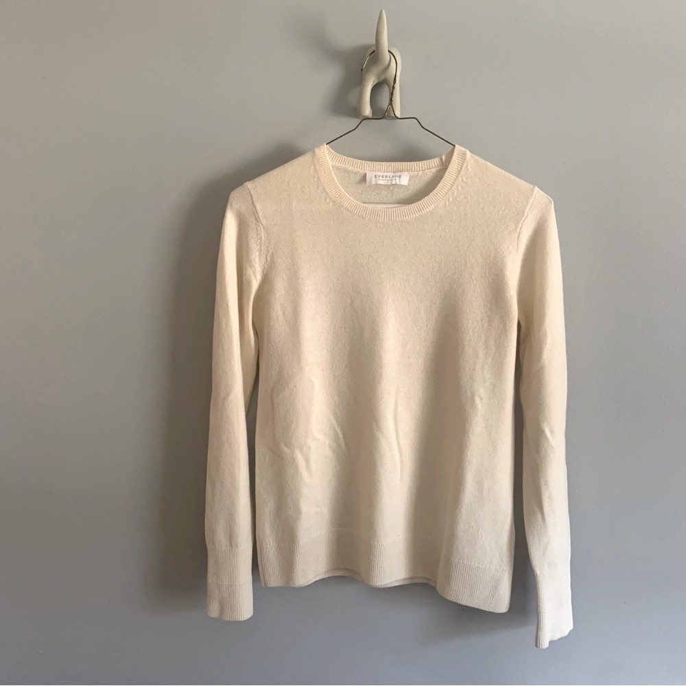 Everlane cream / ivory cashmere crew sweater